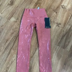 Lulu lemon  wunder under tights